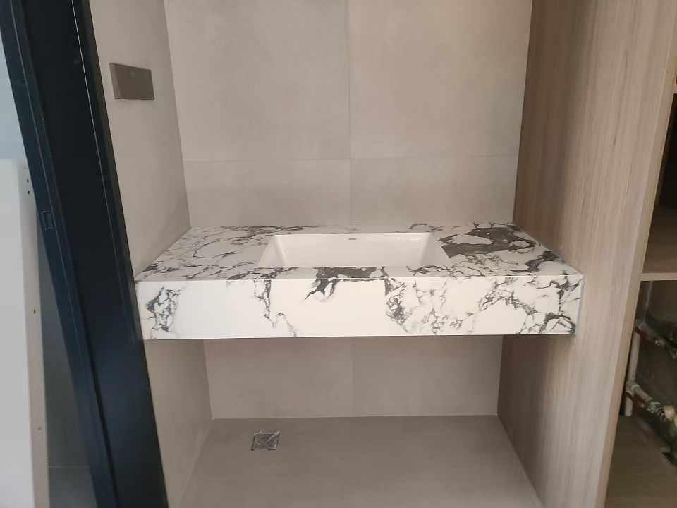 宝格丽黑 无缝盆